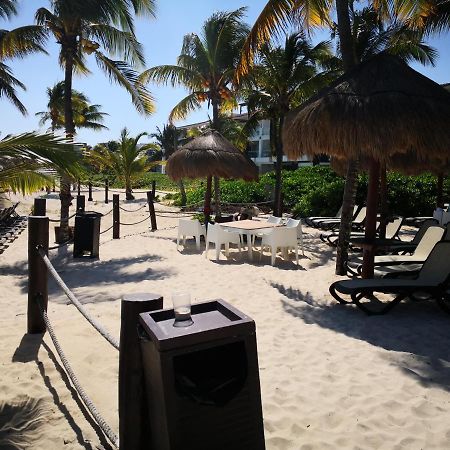 Beachside Corasol El Amanecer De Frida Para 2 Personas Playa del Carmen Zewnętrze zdjęcie