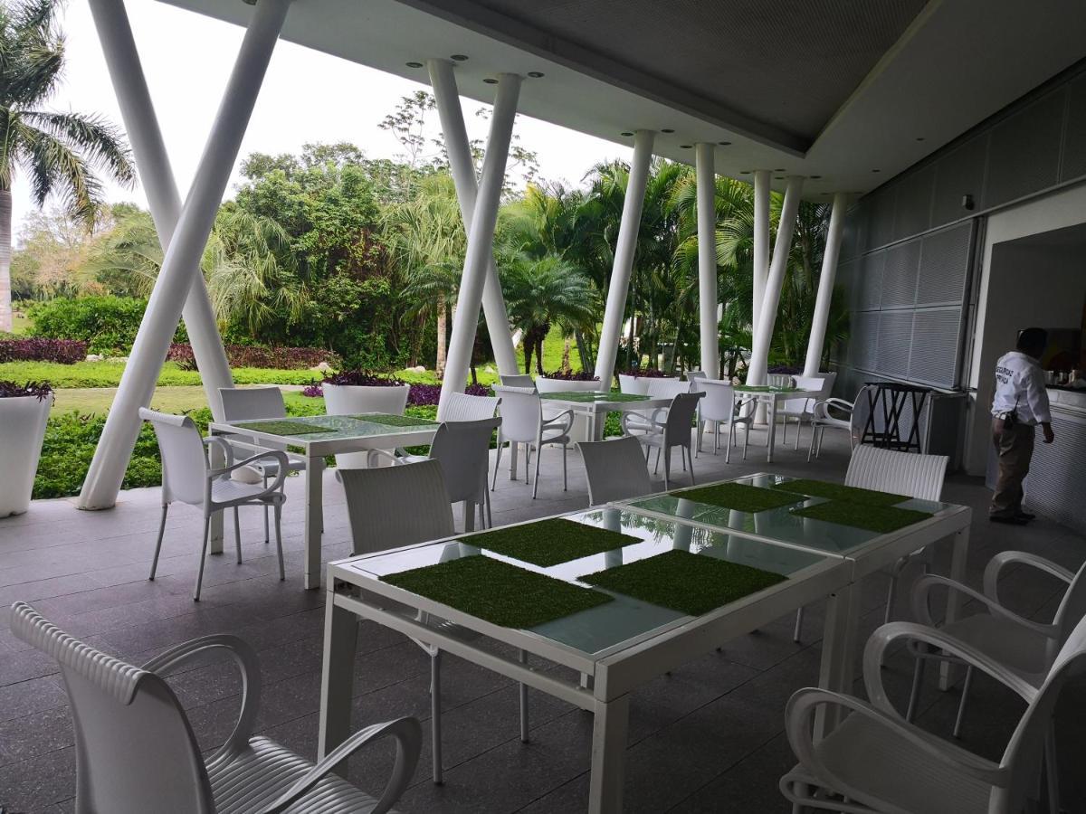 Beachside Corasol El Amanecer De Frida Para 2 Personas Playa del Carmen Zewnętrze zdjęcie